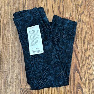 NWT Lululemon Speed Up Crop Leggings Size 4